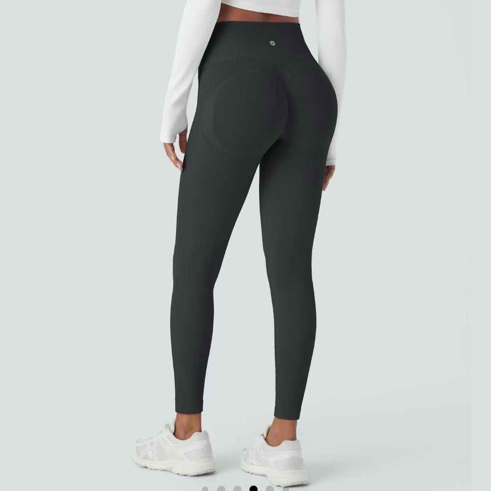 HALARA Black High-Waisted Seamless Leggings
